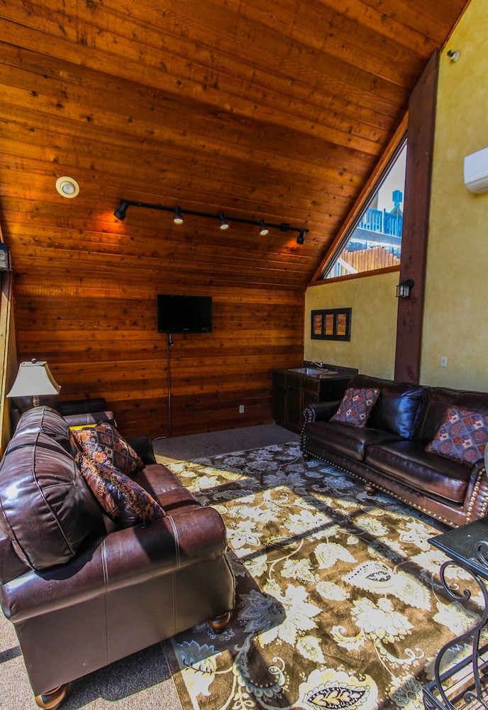 Skiers Lodge