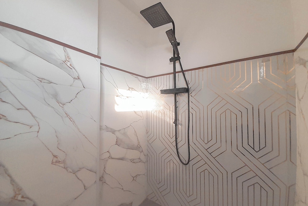 Studio Near Bandung Trade Mall At Gateway Ahmad Yani Cicadas Apartment