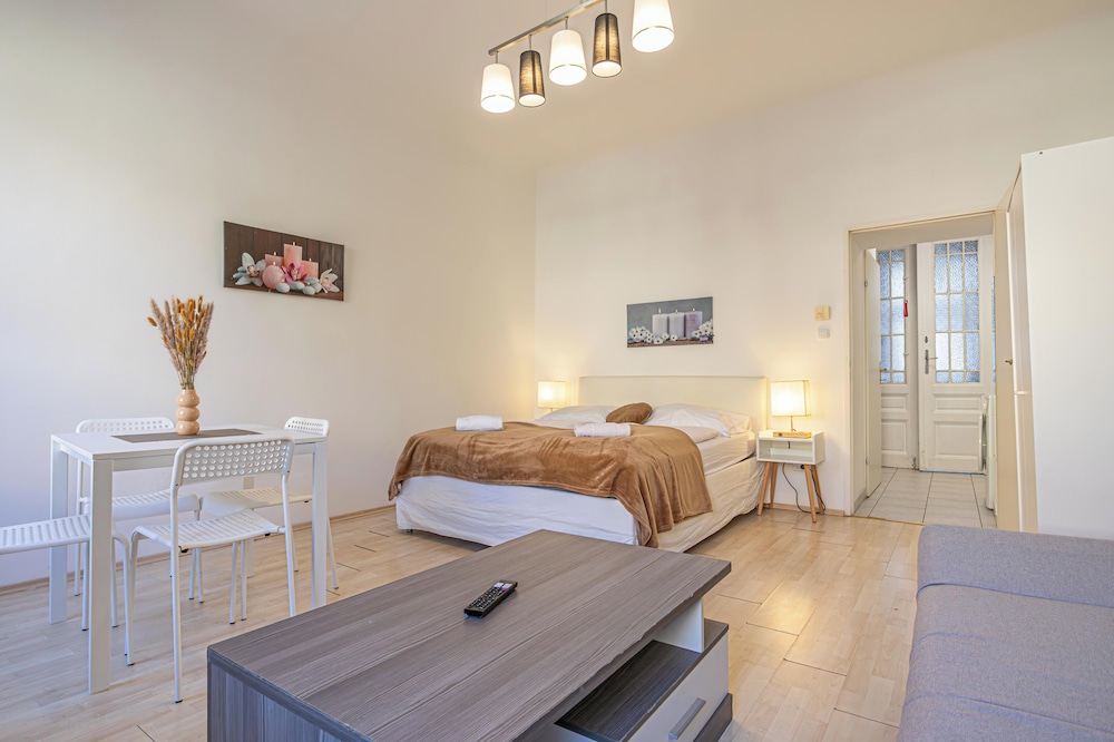 1BR Apt Smart TV Fully Equipped Longstay