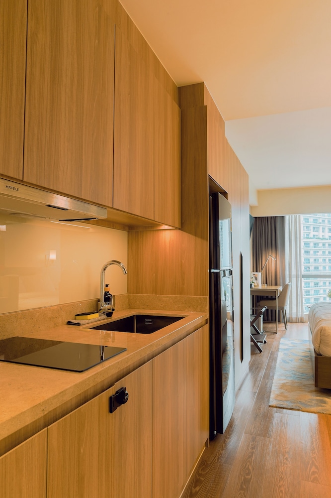 Hotel Residences at Acqua
