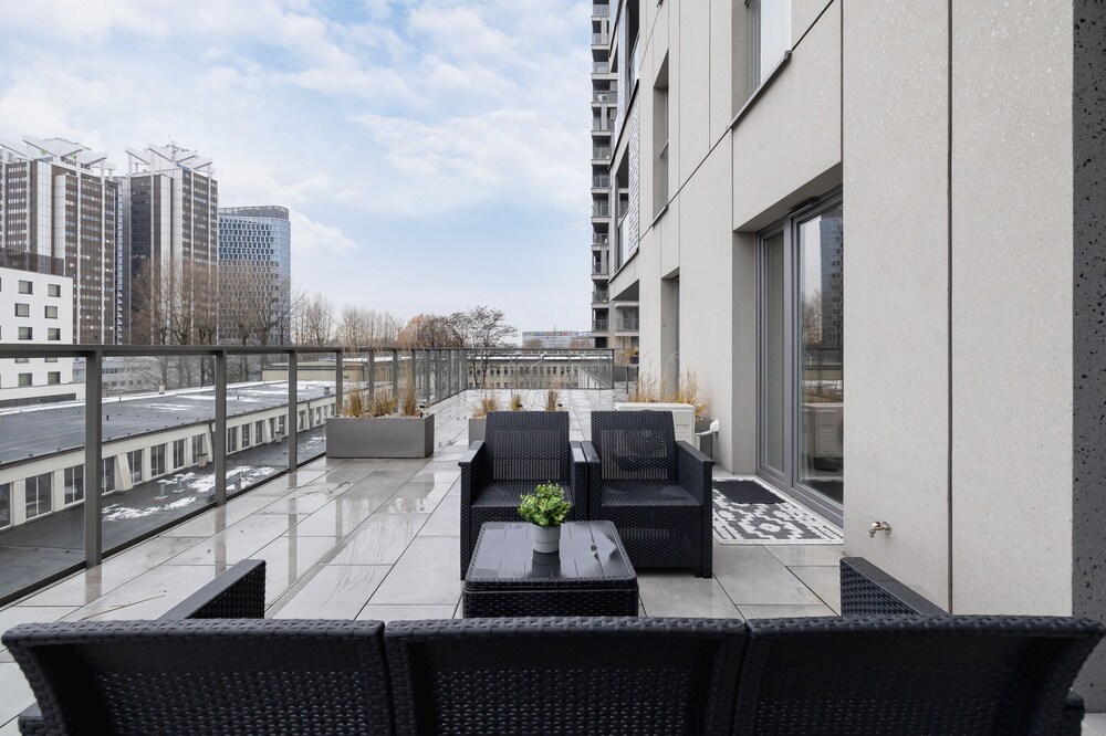Apartment With Large Balcony by Renters view 3