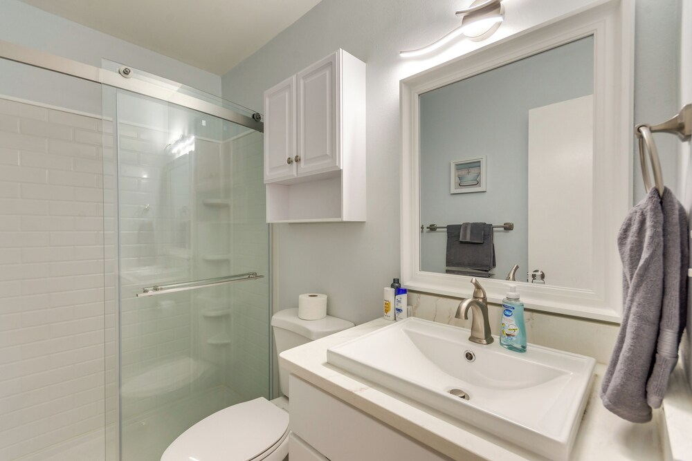 Walk to Orange Beach: Family Condo w/ Patio