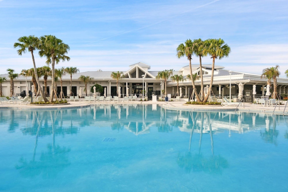 1228 Blue Island Dr