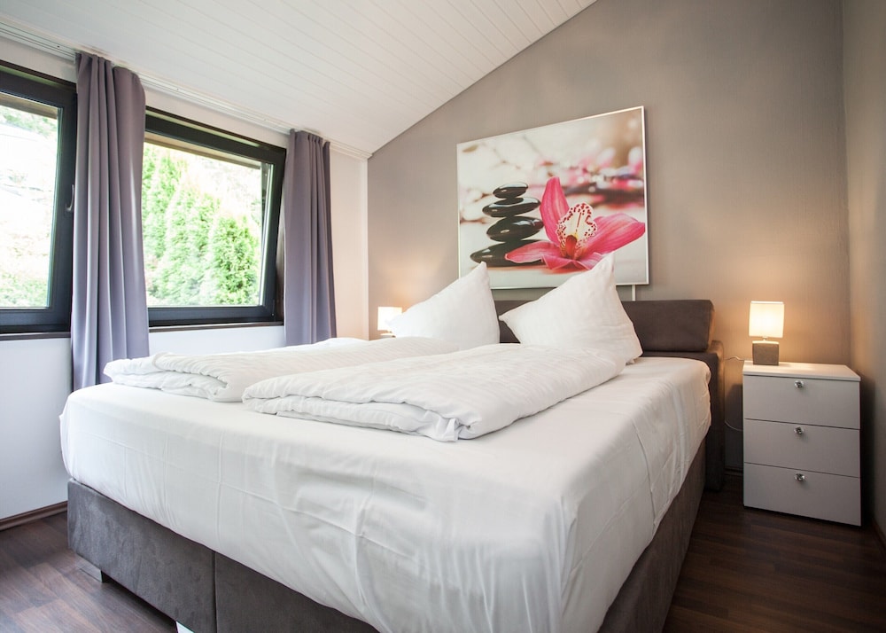 Stylish Holiday Home near Winterberg with Private Sauna House, Terrace, & Garden view 5