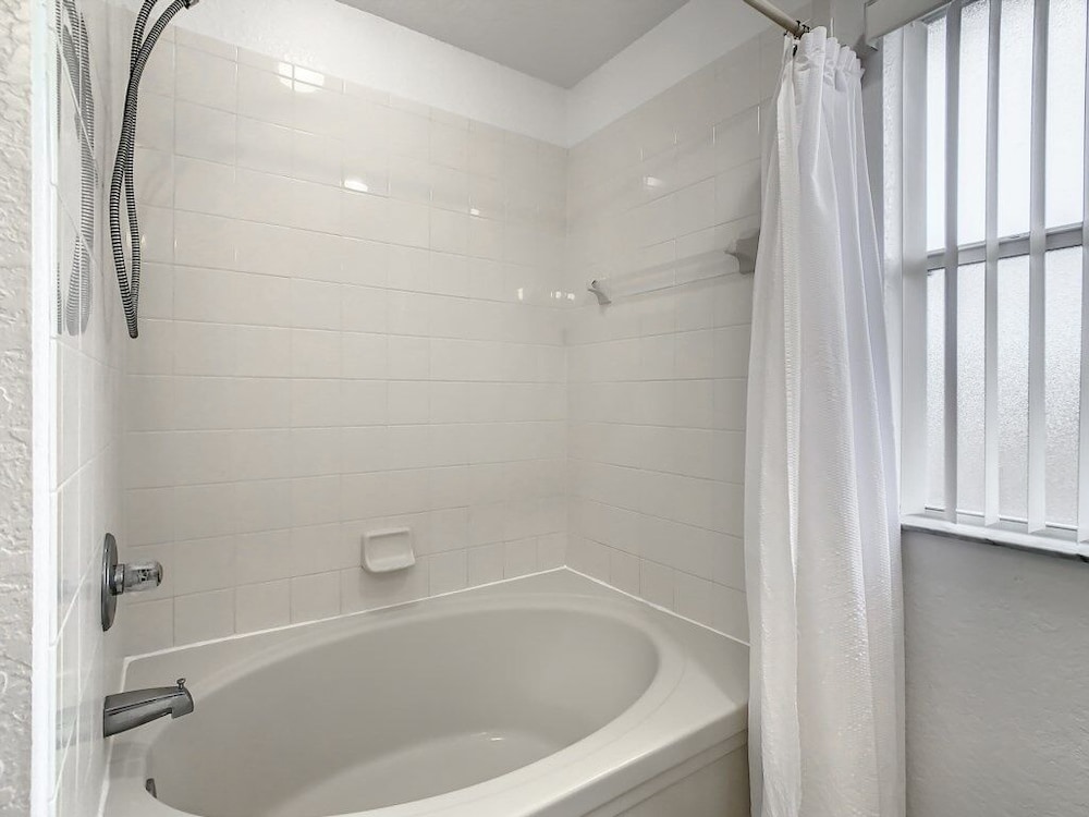 4br Home W Hottub In Regal Oaks Resort Near Disney 4 Bedroom Townhouse