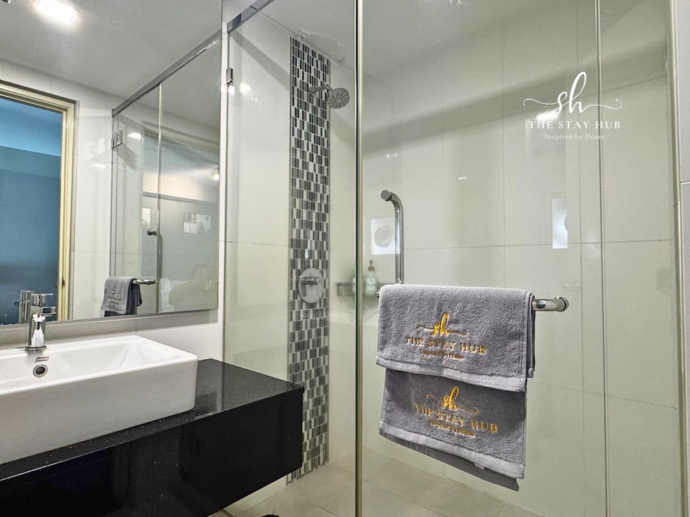 Seaview Maritime Suites by The Stay Hub