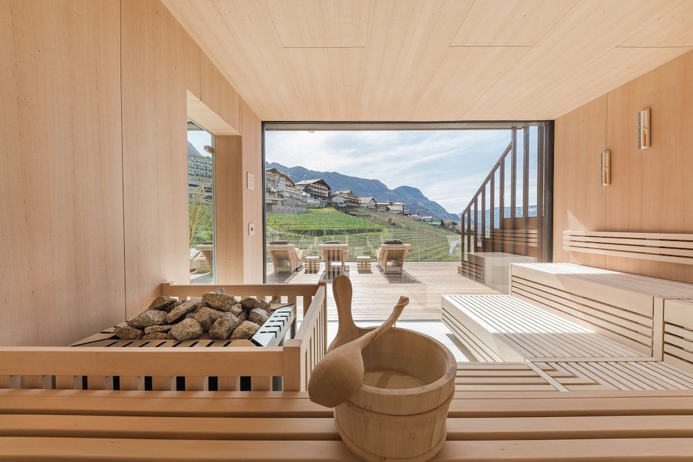 Hotel Tyrol