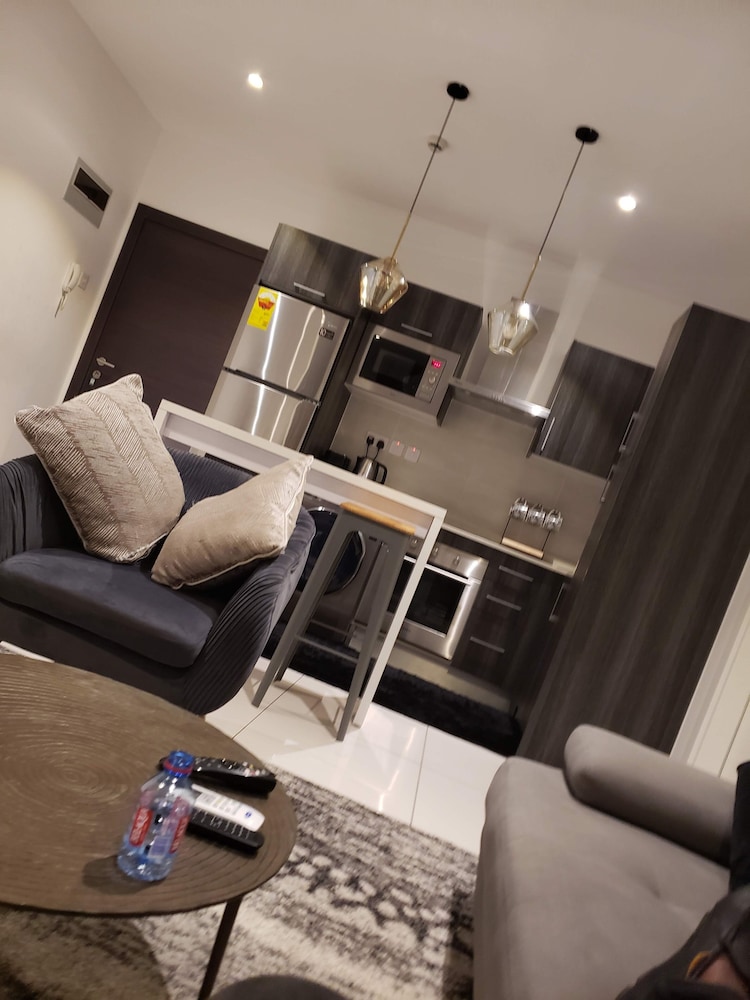 EBS LEGENDSTwo bedroom duplex