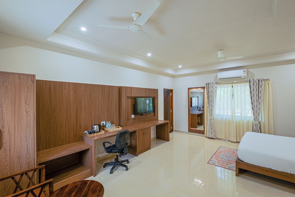 Bamboo Saa Sunrrise Wedding & Wellness Resort, Jaipur