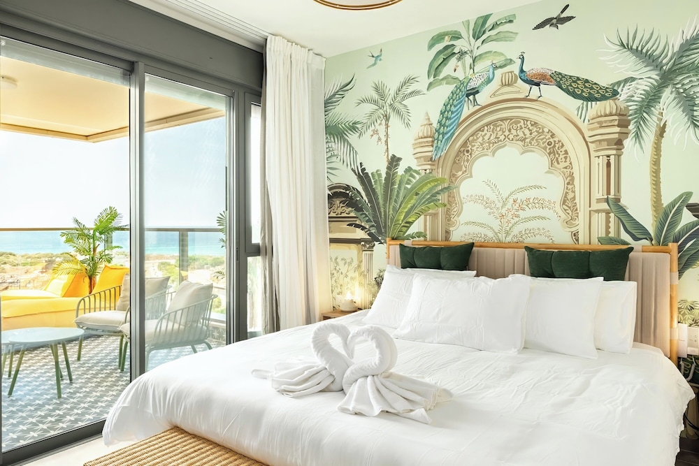 Achziv Chic Beach Haven by Sea N' Rent