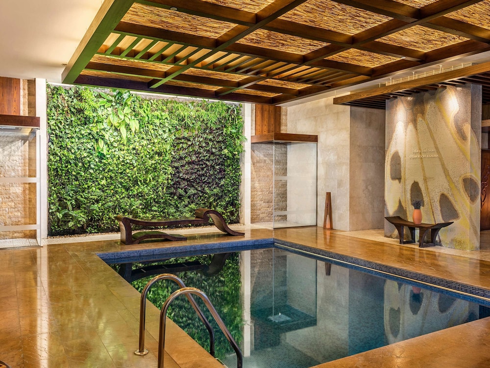 Sofitel Dubai The Palm Resort & Spa
