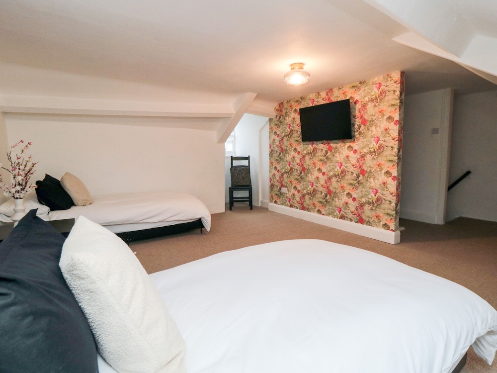 No.20 The Headland