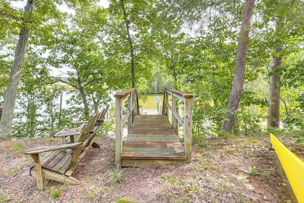 Kayak & Fish On-site: Rappahannock River Gem!