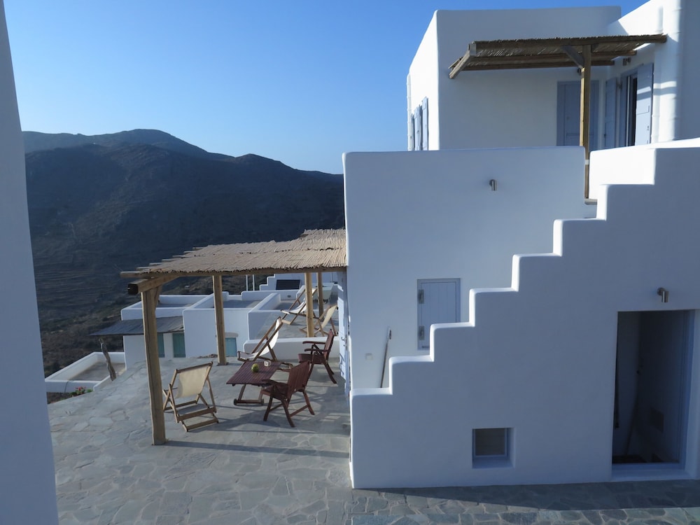 Kaminaki Amorgos Studios & Apartments
