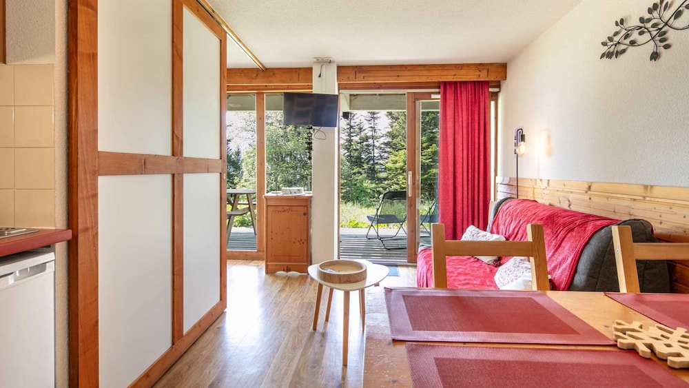 Apartment in Chamrousse With Mountain Views