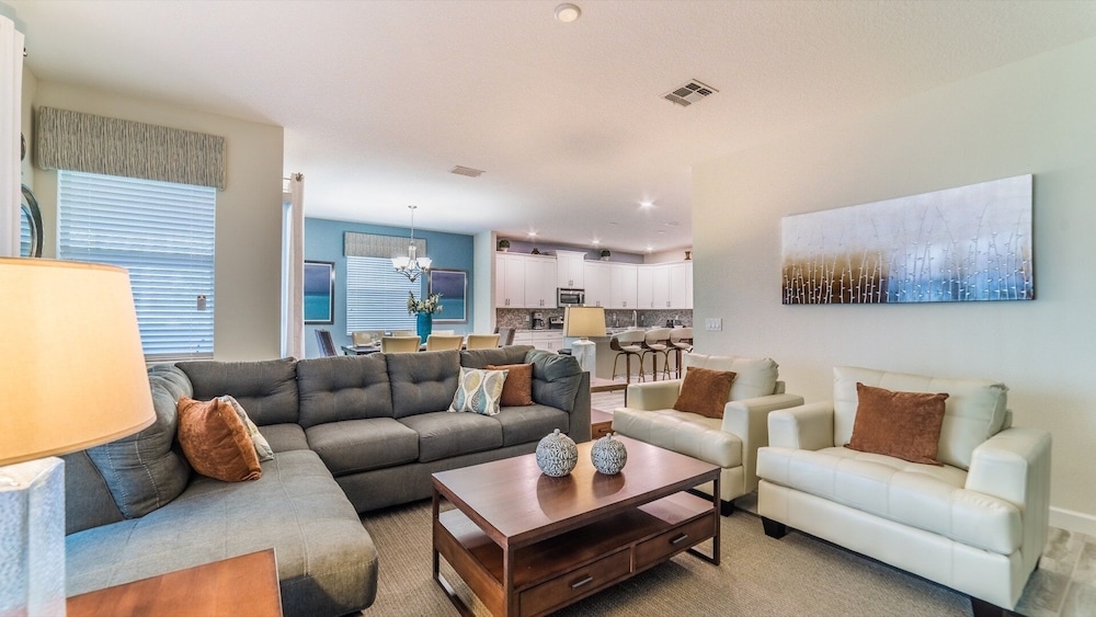 Storey Lake Resort 6 Bedroom Home Near Clubhouse 6 Home