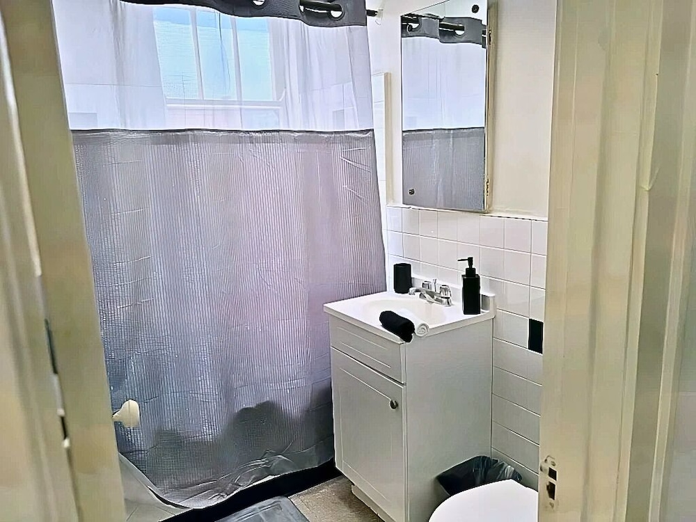 Cozy Gold Coast Studio - SP 1203