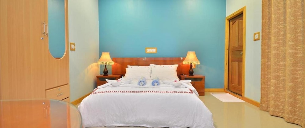 New Moon Village photo 2