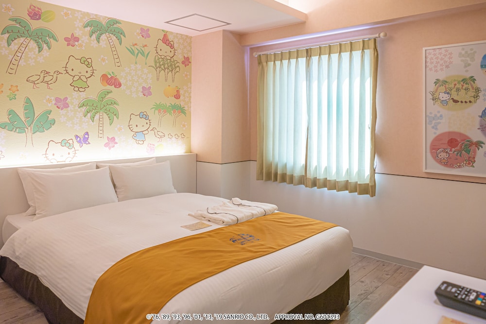 HOTEL OKINAWA WITH SANRIO CHARACTERS 5