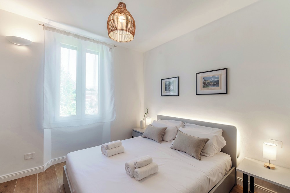 Casa Batèl Suites & Apartments