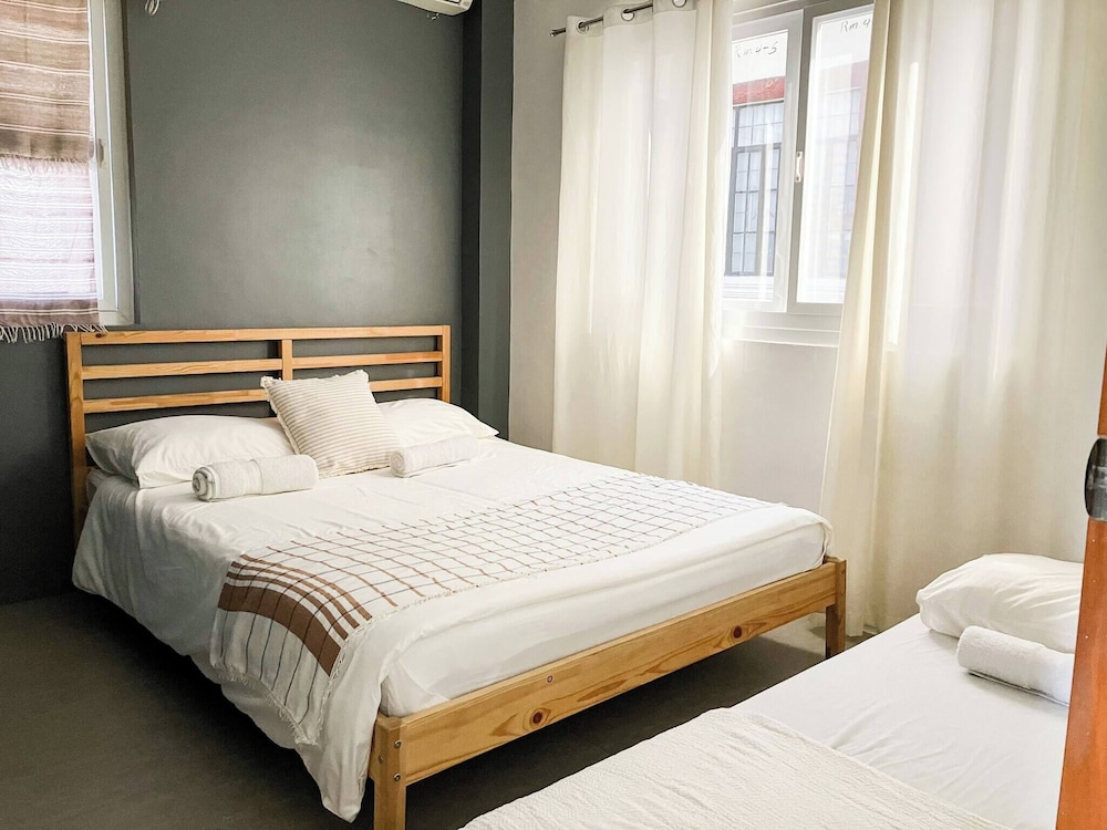 2BR Laid Back Apartment, Near Beach
