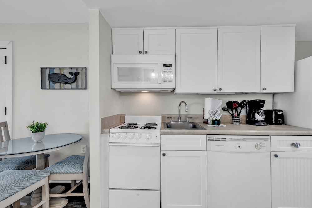 Bluewater Resort 512