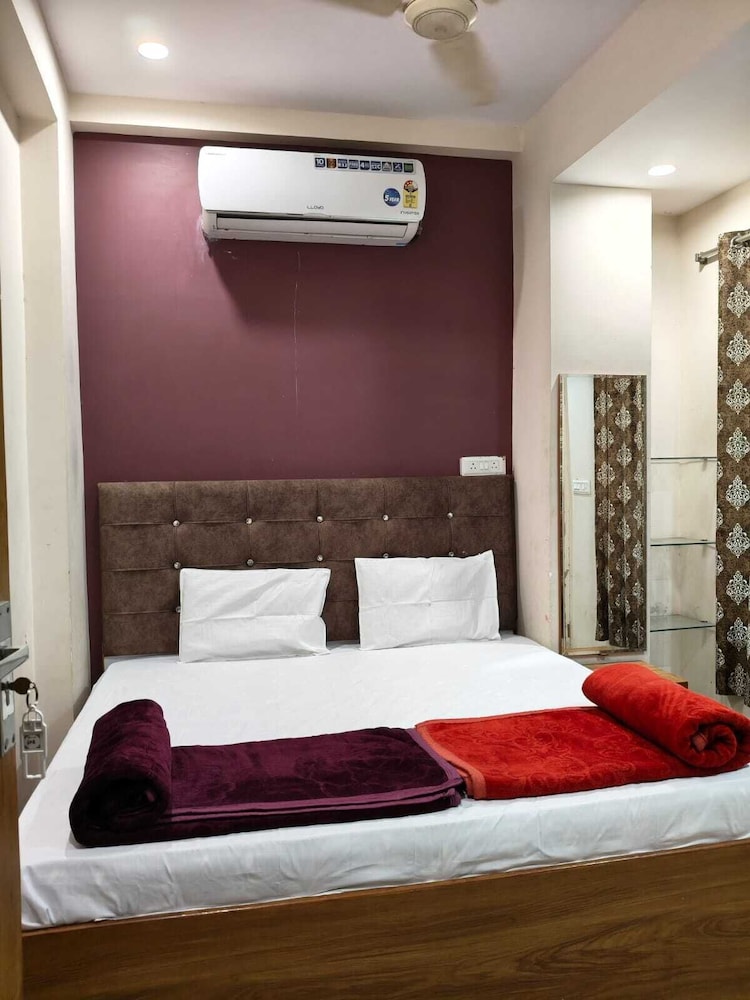 Hotel Laxmi villa