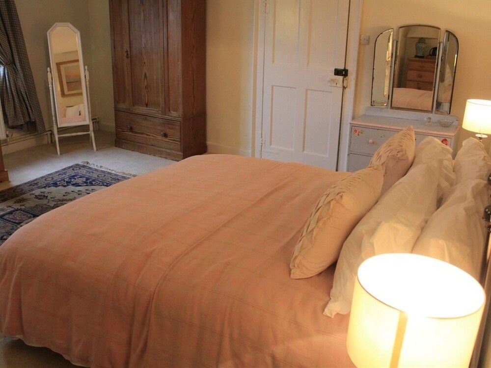 Church Farmhouse B & B