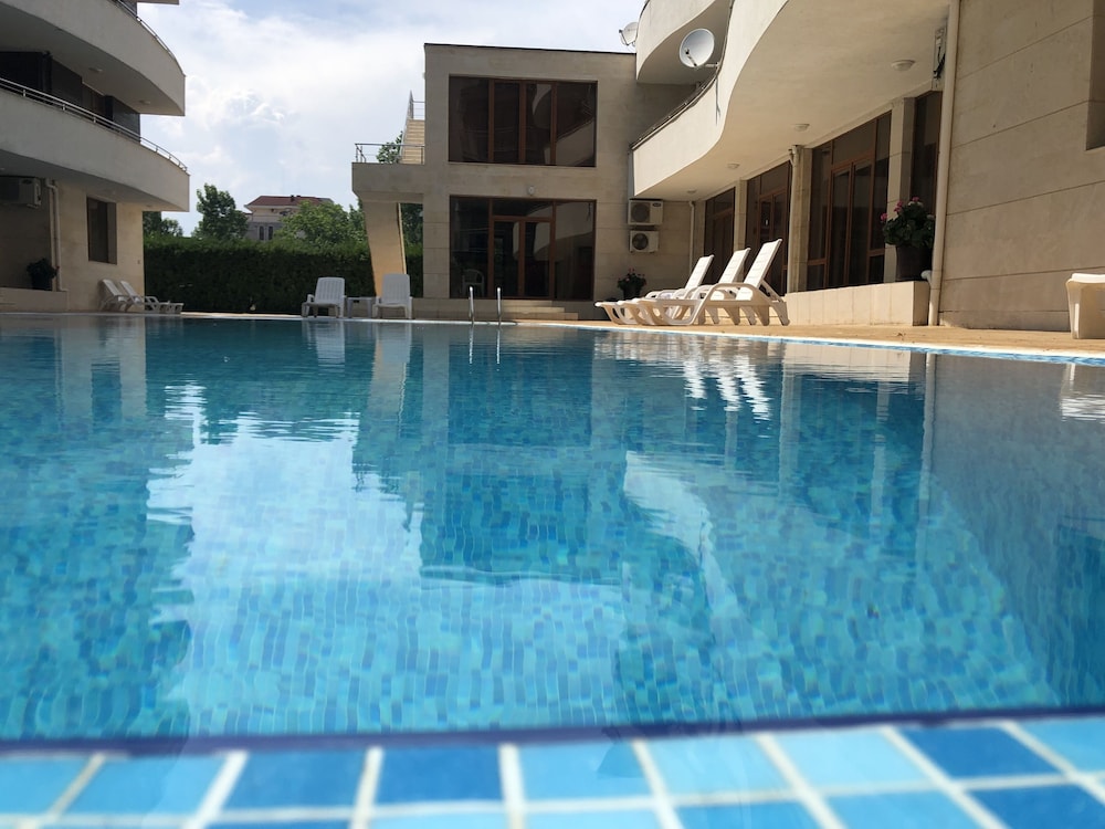 Menada Eden Apartments