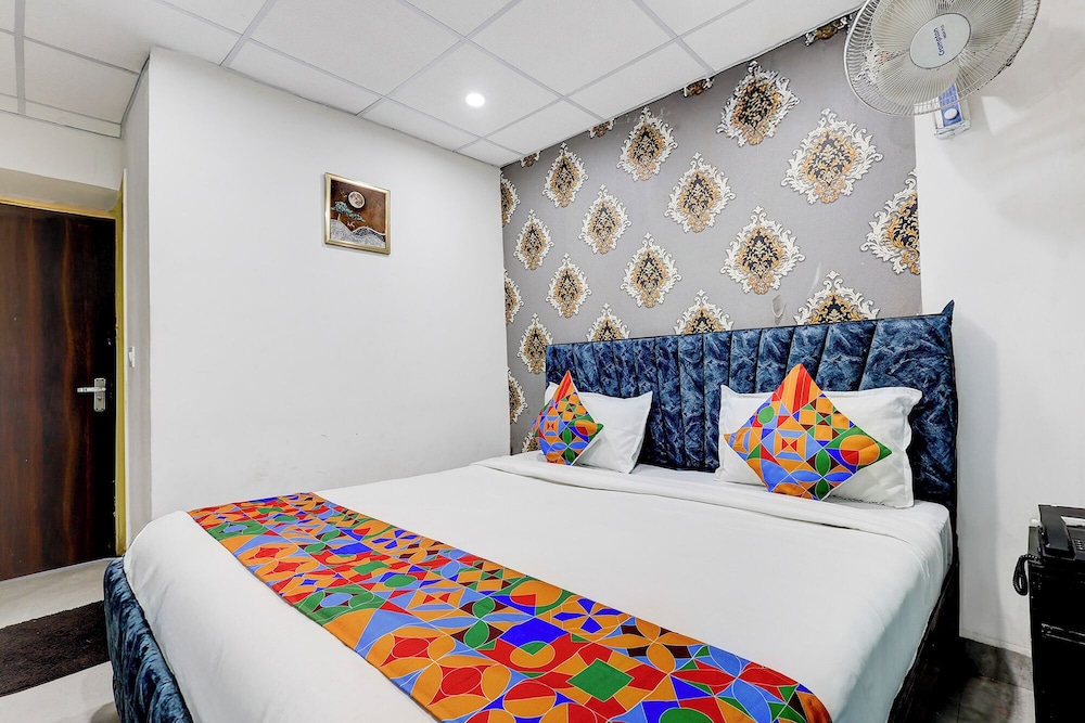 Fabhotel 18