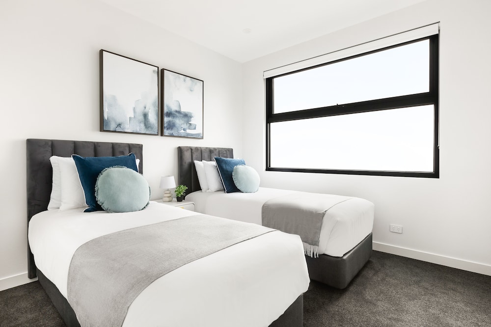 Docker St Elwood Apartments by UrbanRest