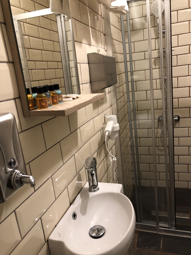 Utarit Taksim - Image 18