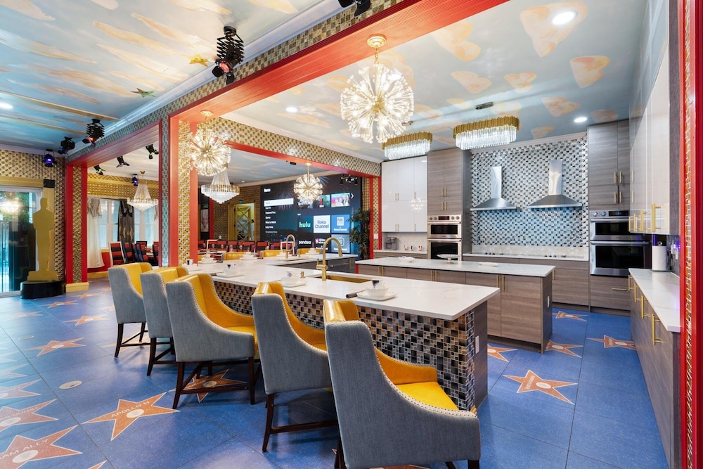 The VIP Hollywood Experience