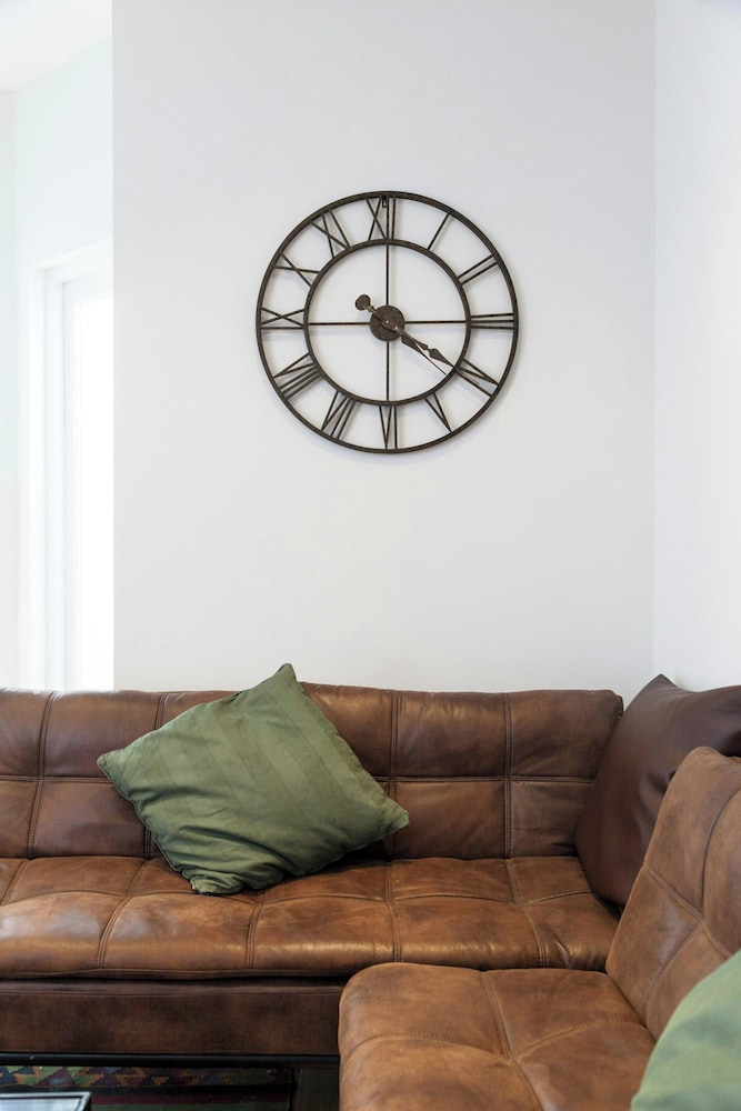 Winchendon Road by Onefinestay