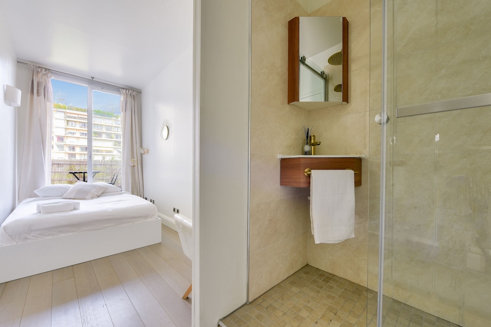 Prestige Paris Posh 16rd
