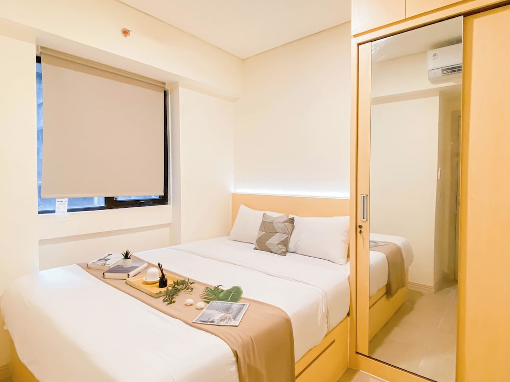 Modern Contemporary 2Br Apartment At Meikarta