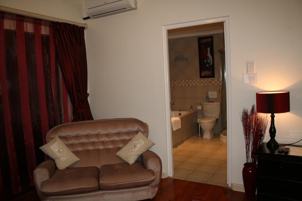 Photo 29