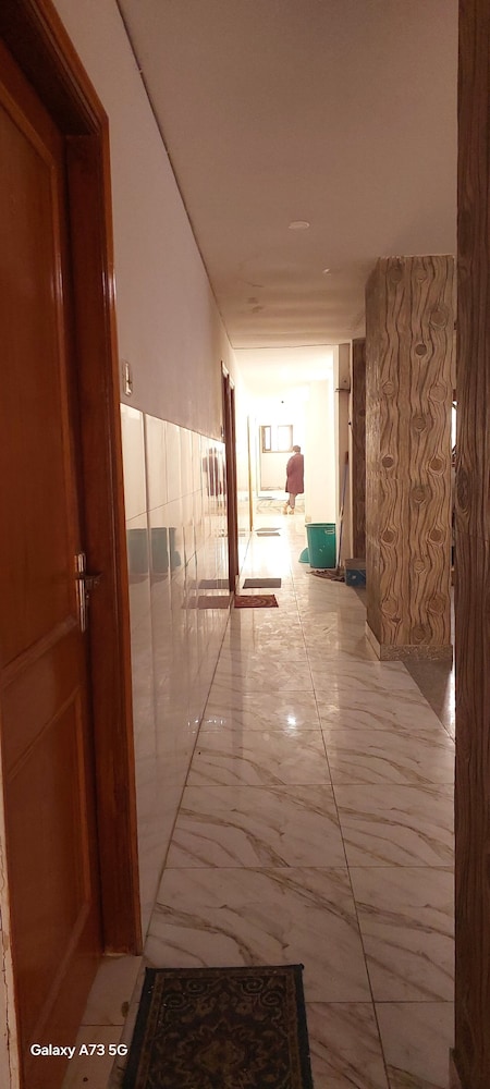 NEW CHANDU INN