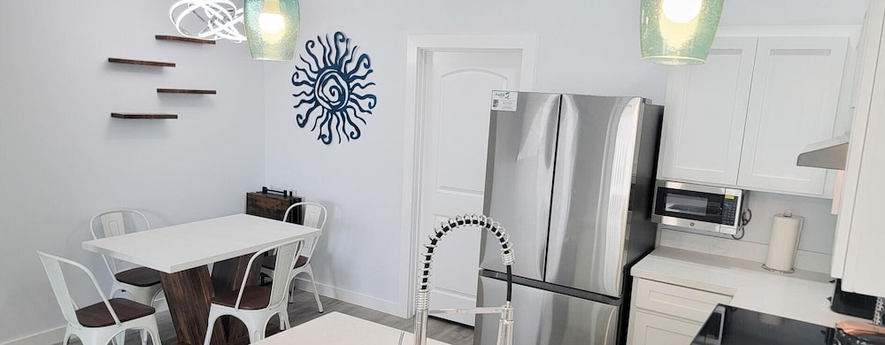 Villas De Laguna 2 3 Bedroom Townhouse