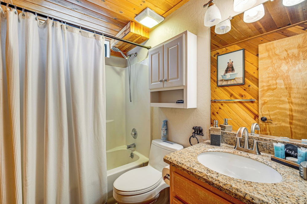 Game Room: 'blue Lake Mountain Retreat' in Arnold