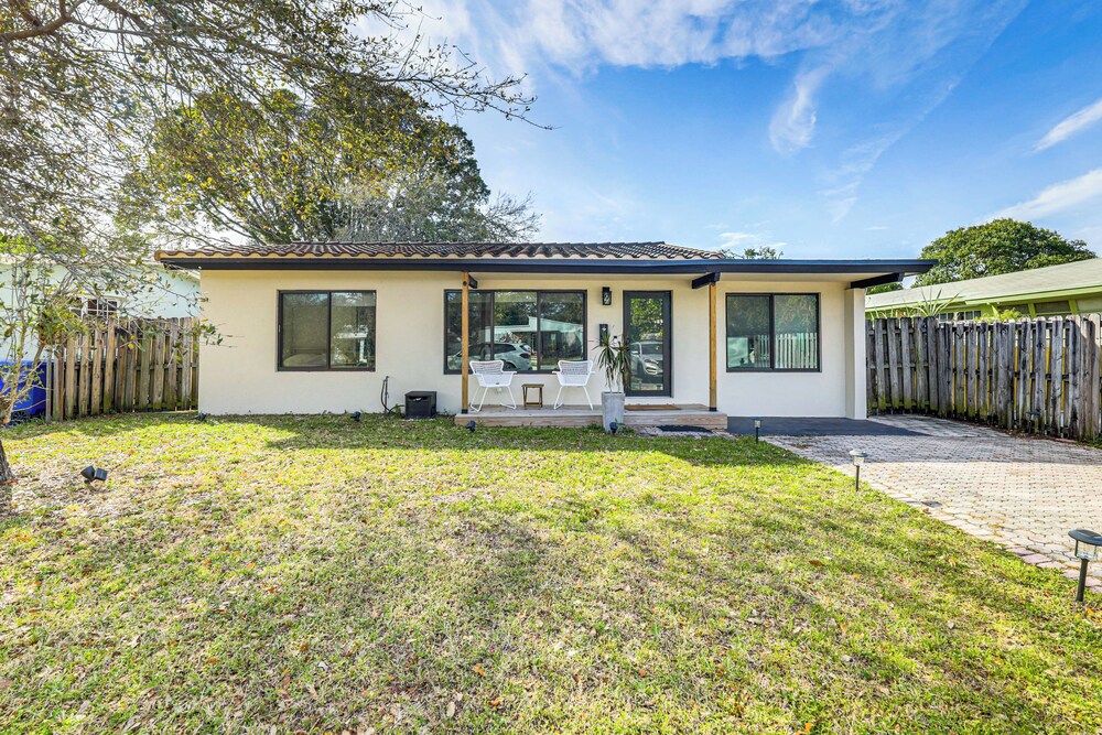3 Mi to Beach: Renovated Haven in Fort Lauderdale!