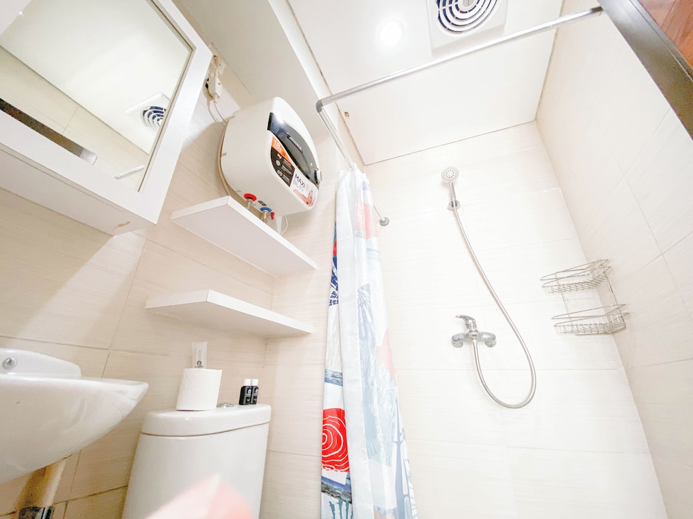 Simply Look 1BR at Gateway Pasteur Apartment
