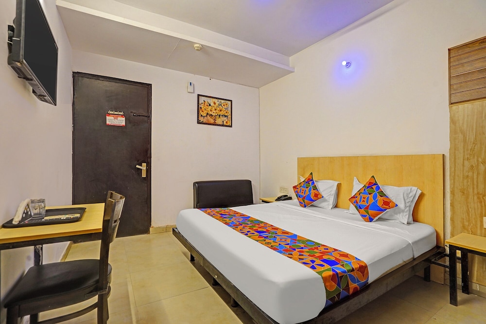Fabhotel Vasundhara Grand