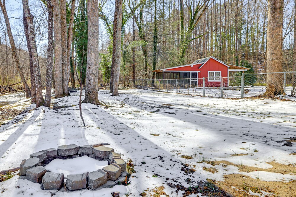 Fish, Hike & Relax: Marietta Gem w/ River Access!