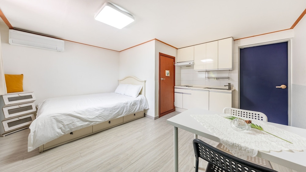 Gapyeong Noksu Valley Pet Group Pension