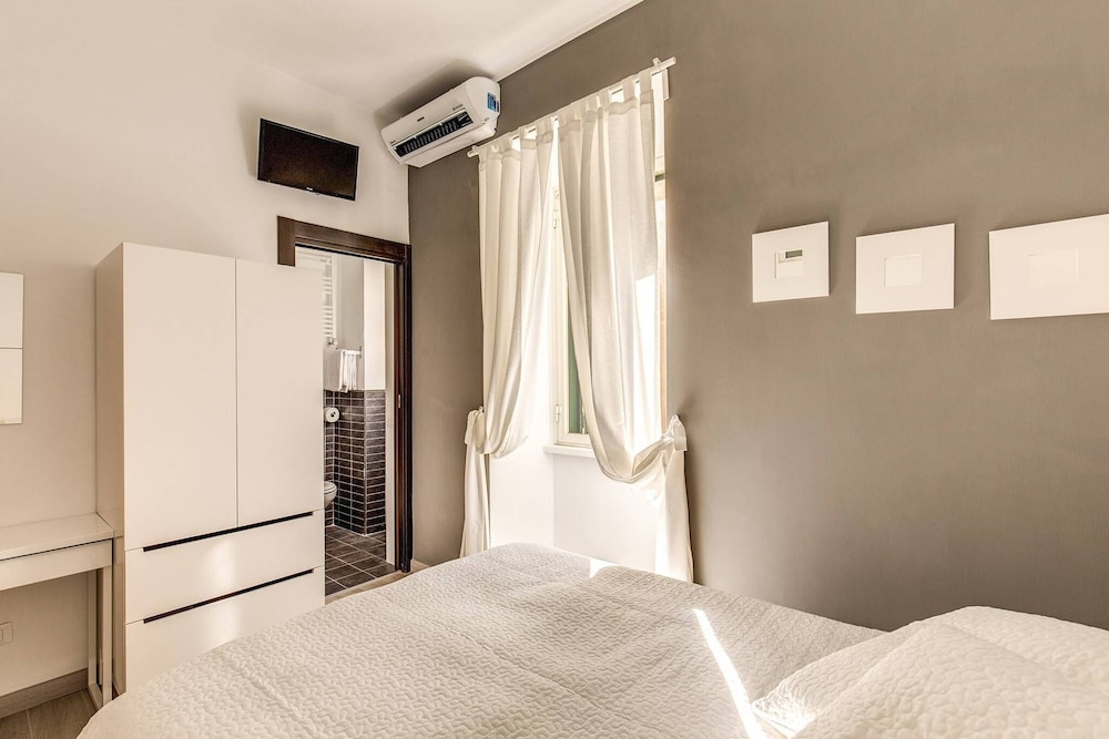 Ml Apartment - Caracalla 2
