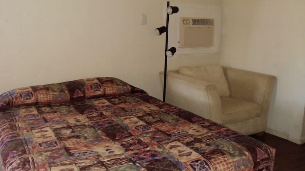 La Siesta Motel