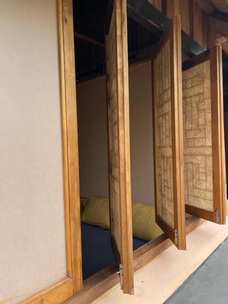 Asahi Luxstay - Moncada Motel