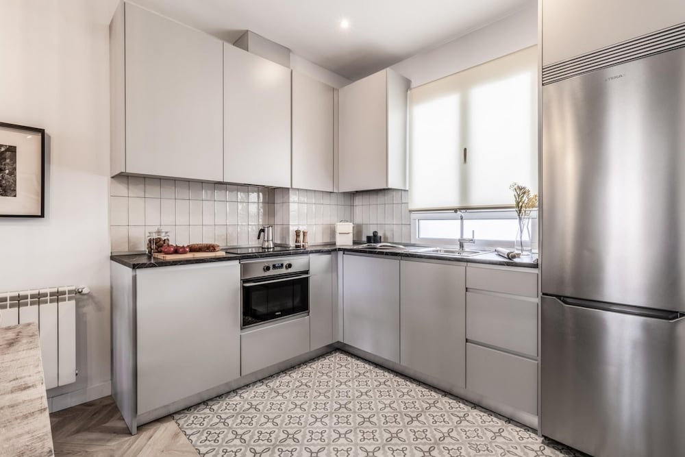 Ainsa - 4 Bedrooms in Malasa a