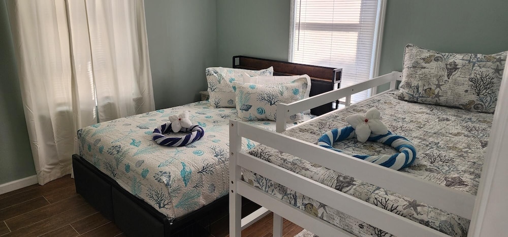 159 Pearl St 2 Bedroom Home